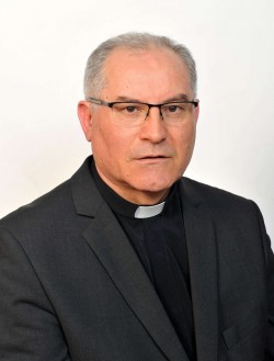 Biskup Ivan Štironja